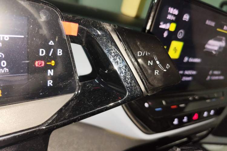 Used Volkswagen ID.4 X 2022 Smart Enjoyment Long-Range Edition Gear Lever