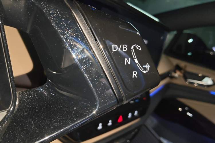 Used Volkswagen ID.4 X 2022 Smart Enjoyment Long-Range Edition Gear Lever