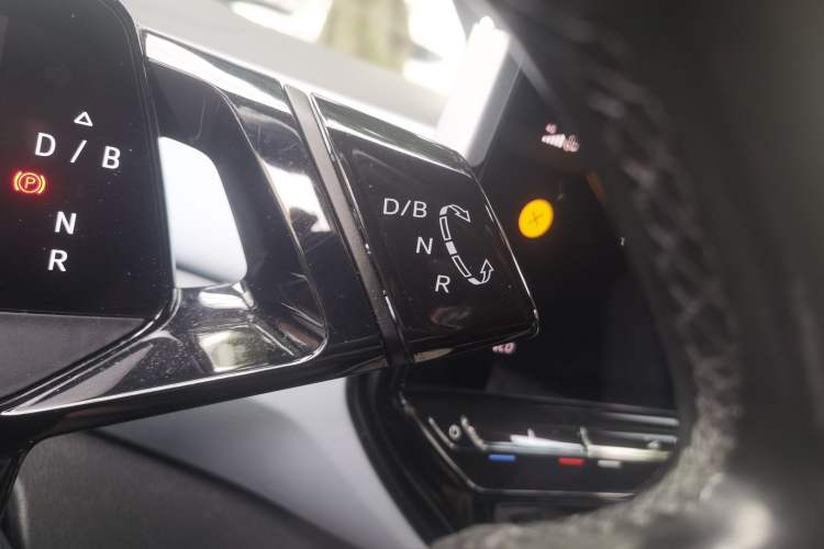 Used Volkswagen ID.4 X 2022 Smart Enjoyment Long-Range Edition Gear Lever