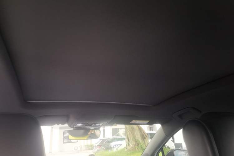 Used Volkswagen ID.4 X 2022 Smart Enjoyment Long-Range Edition Headliner