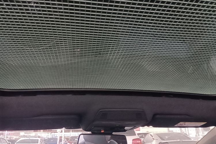 Used Volkswagen ID.4 X 2022 Pure Long-Range Version Headliner