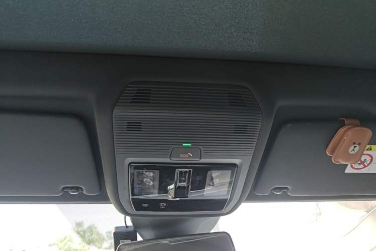 Used Volkswagen ID.4 X 2022 Pure Long-Range Version Headliner