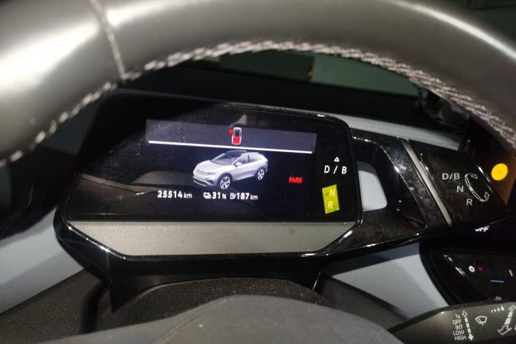 Used Volkswagen ID.4 X 2022 Pure Long-Range Version Instrument Cluster