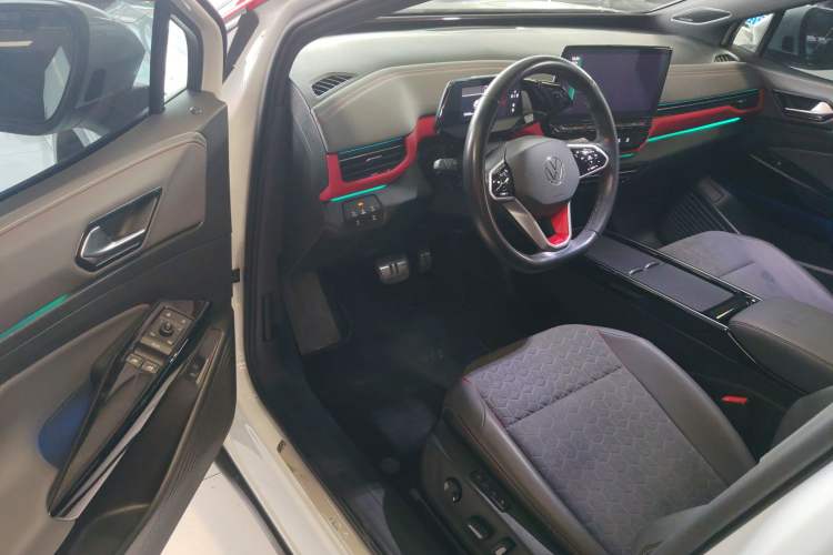 Used Volkswagen ID.4 X 2022 Smart Enjoyment Long-Range Edition Interior 2