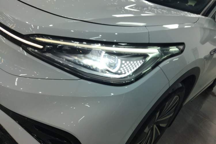Used Volkswagen ID.4 X 2022 Pure Long-Range Version Left Front Headlight