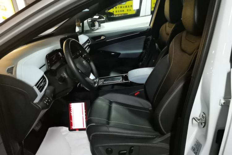 Used Volkswagen ID.4 X 2022 Pure Long-Range Version Left Front Seat