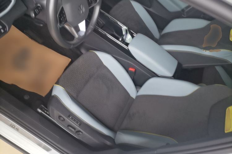 Used Volkswagen ID.4 X 2022 Smart Enjoyment Long-Range Edition Left Front Seat