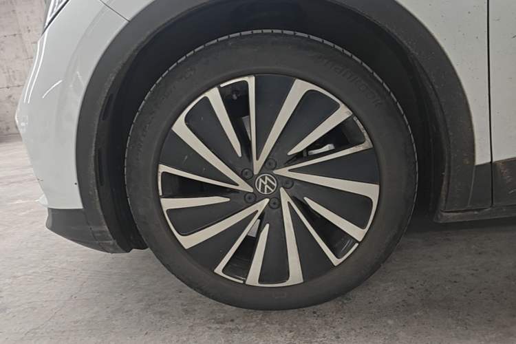 Used Volkswagen ID.4 X 2022 Intelligent Long-Range Version Left Front Wheel Hub