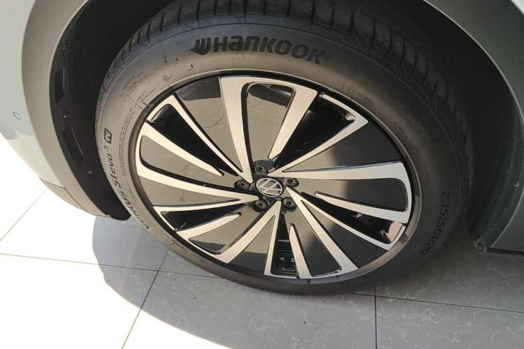 Used Volkswagen ID.4 X 2022 Smart Enjoyment Long-Range Edition Left Front Wheel Hub