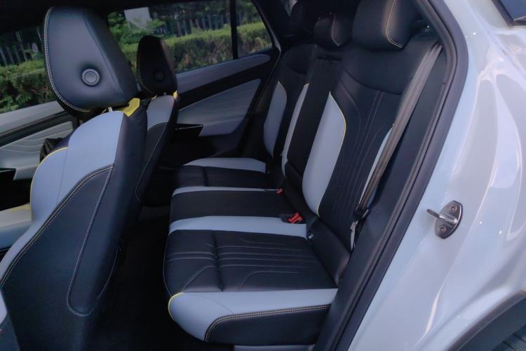 Used Volkswagen ID.4 X 2022 Pure Long-Range Version Left Rear Seat