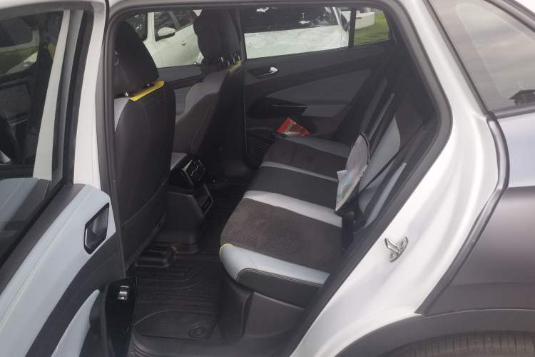 Used Volkswagen ID.4 X 2022 Smart Enjoyment Long-Range Edition Left Rear Seat