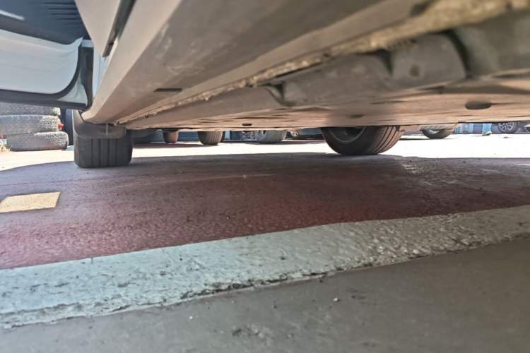 Used Volkswagen ID.4 X 2022 Pure Long-Range Version Left Side Sill