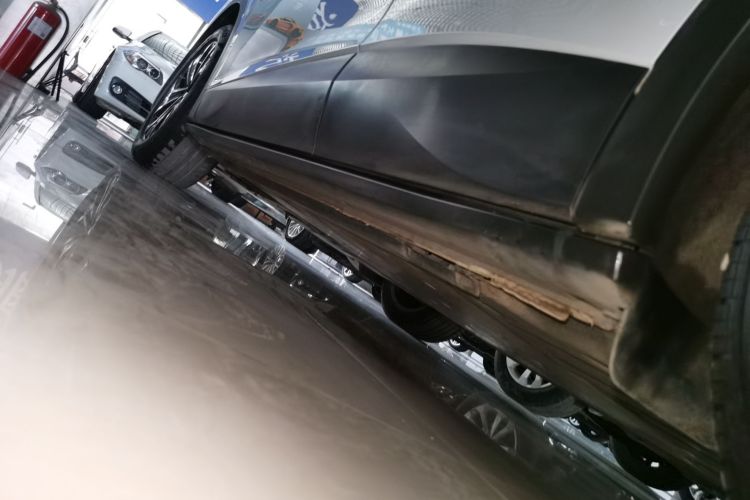 Used Volkswagen ID.4 X 2022 Pure Smart Edition Left Side Sill