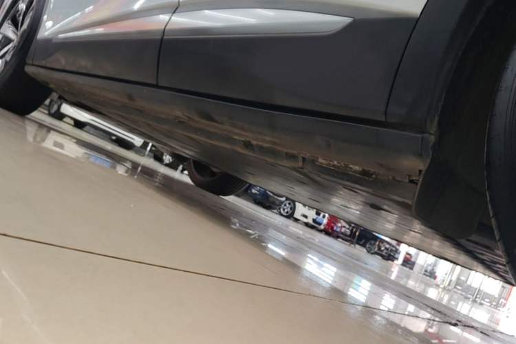 Used Volkswagen ID.4 X 2022 Smart Enjoyment Long-Range Edition Left Side Sill
