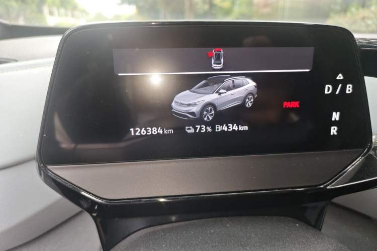 Used Volkswagen ID.4 X 2022 Pure Long-Range Version Odometer Close Up