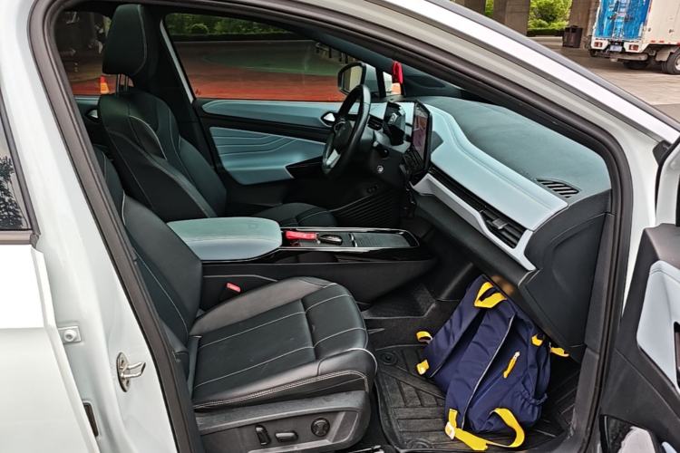 Used Volkswagen ID.4 X 2022 Pure Smart Edition Right Front Seat