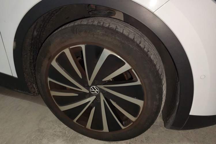 Used Volkswagen ID.4 X 2022 Smart Enjoyment Long-Range Edition Right Front Wheel Hub