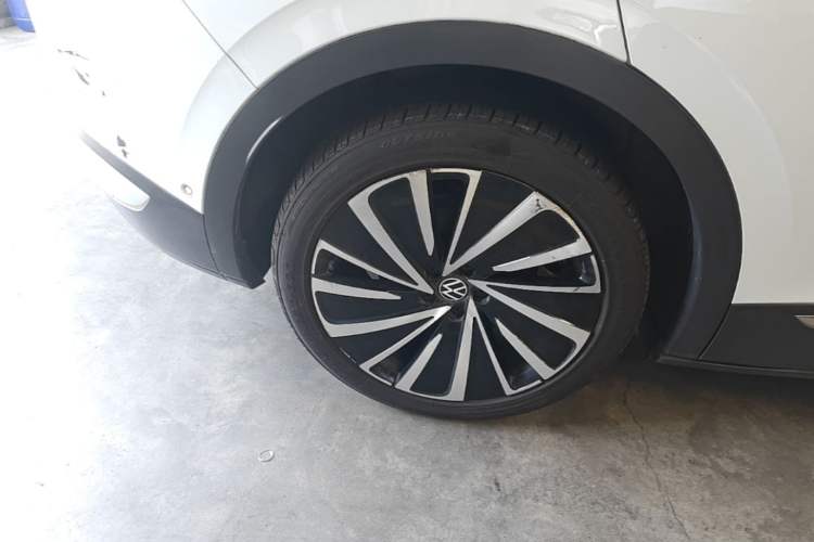 Used Volkswagen ID.4 X 2022 Smart Enjoyment Long-Range Edition Right Rear Wheel Hub