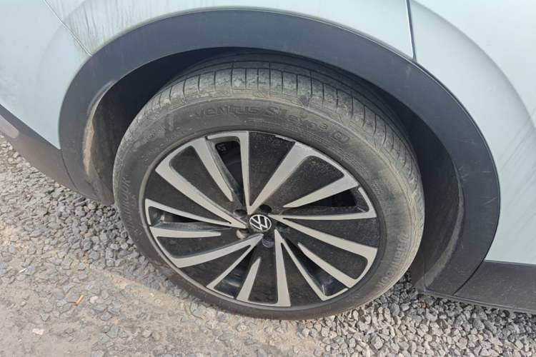 Used Volkswagen ID.4 X 2022 Pure Long-Range Version Right Rear Wheel Hub