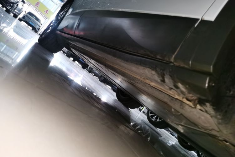 Used Volkswagen ID.4 X 2022 Pure Smart Edition Right Side Sill