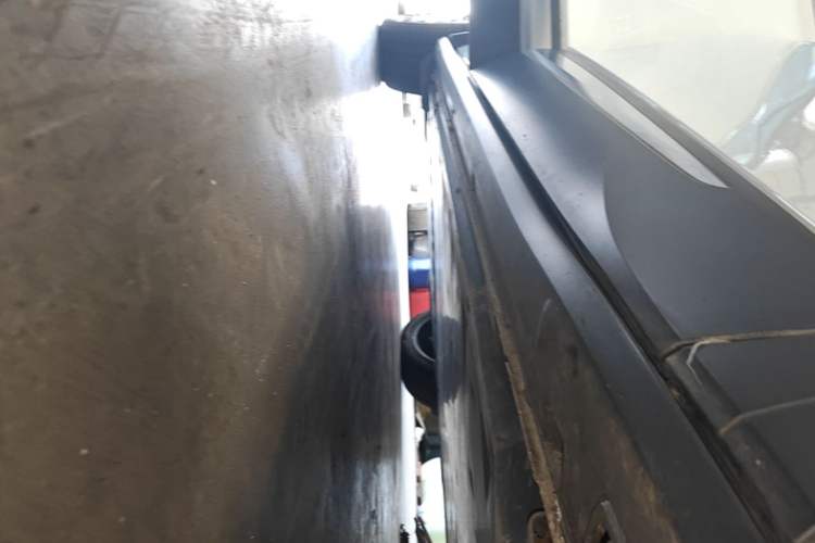 Used Volkswagen ID.4 X 2022 Smart Enjoyment Long-Range Edition Right Side Sill