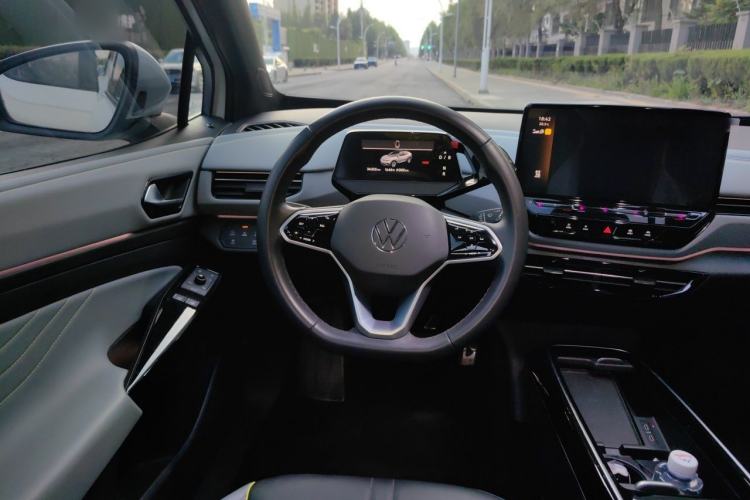 Used Volkswagen ID.4 X 2022 Pure Long-Range Version Steering Wheel