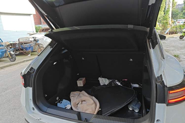 Used Volkswagen ID.4 X 2022 Pure Long-Range Version Trunk