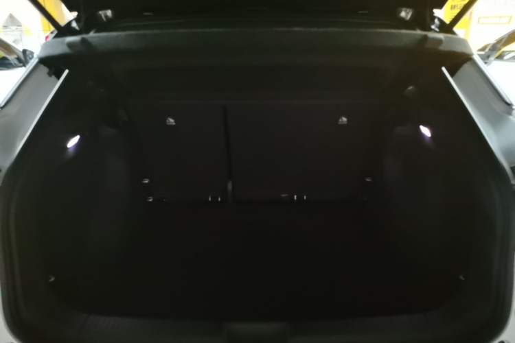 Used Volkswagen ID.4 X 2022 Pure Long-Range Version Trunk