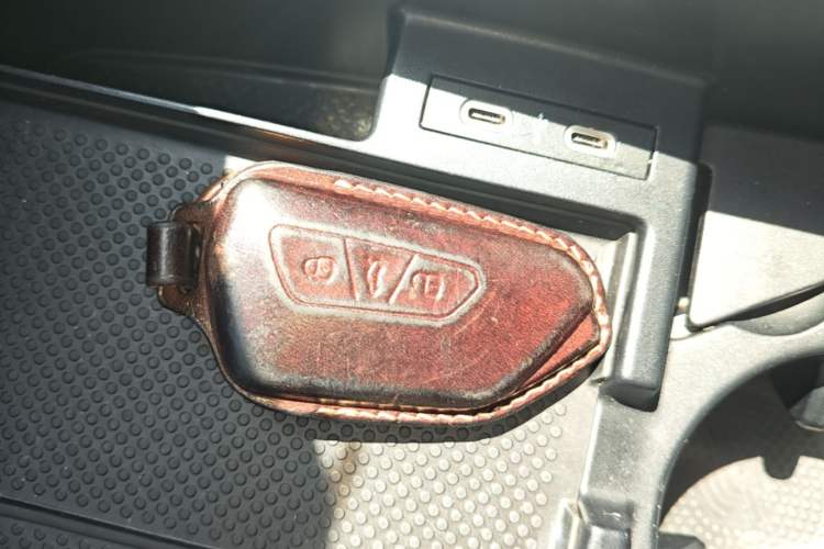 Used Volkswagen ID.4 X 2022 Pure Long-Range Version Vehicle Key