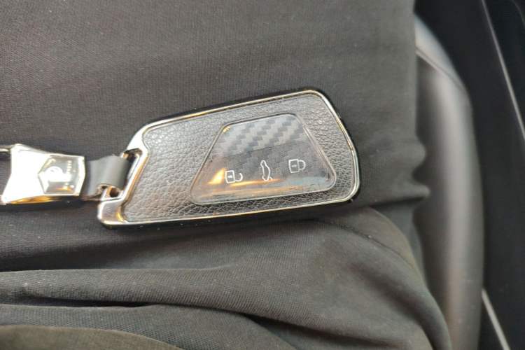 Used Volkswagen ID.4 X 2022 Pure Long-Range Version Vehicle Key