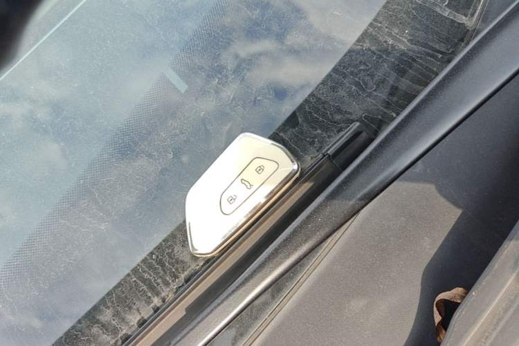 Used Volkswagen ID.4 X 2022 Pure Long-Range Version Vehicle Key