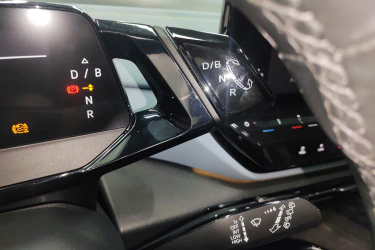 Used Volkswagen ID.4 X 2022 Smart Enjoyment Long-Range Edition Gear Lever