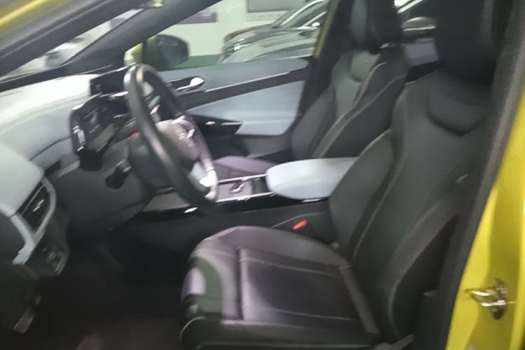 Used Volkswagen ID.4 X 2022 Pure Long-Range Version Left Front Seat