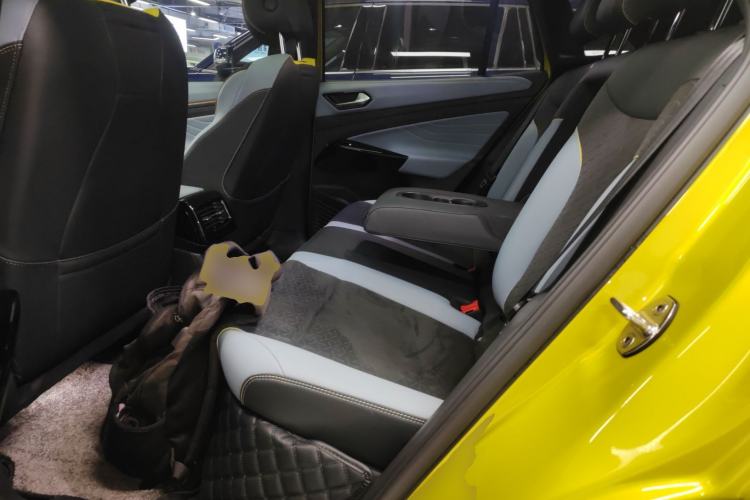 Used Volkswagen ID.4 X 2022 Smart Enjoyment Long-Range Edition Left Rear Seat