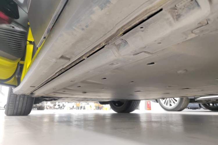 Used Volkswagen ID.4 X 2022 Smart Enjoyment Long-Range Edition Left Side Sill