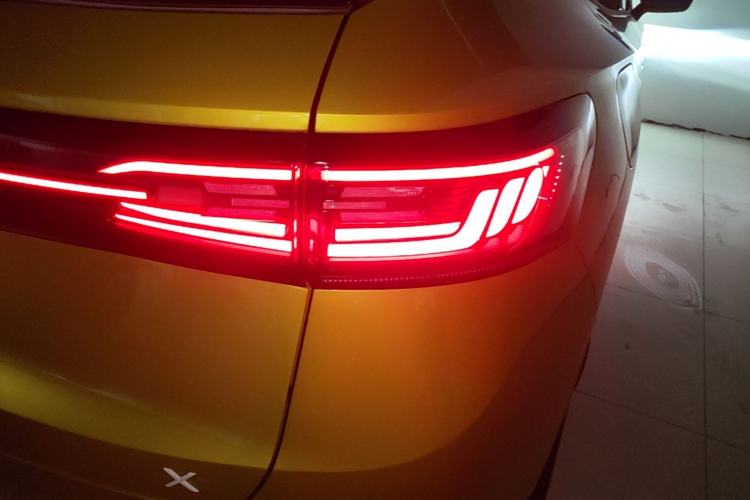 Used Volkswagen ID.4 X 2022 Intelligent Long-Range Version Right Rear Taillight