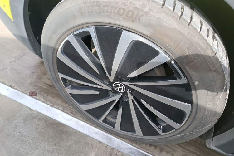 Used Volkswagen ID.4 X 2022 Smart Enjoyment Long-Range Edition Right Rear Wheel Hub