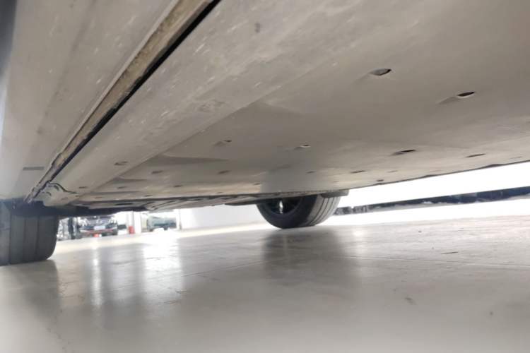 Used Volkswagen ID.4 X 2022 Smart Enjoyment Long-Range Edition Right Side Sill
