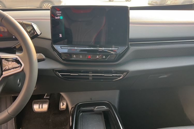 Used Volkswagen ID.4 X 2023 Upgraded Model Ultra-Long Range Version Audio And AC Panel