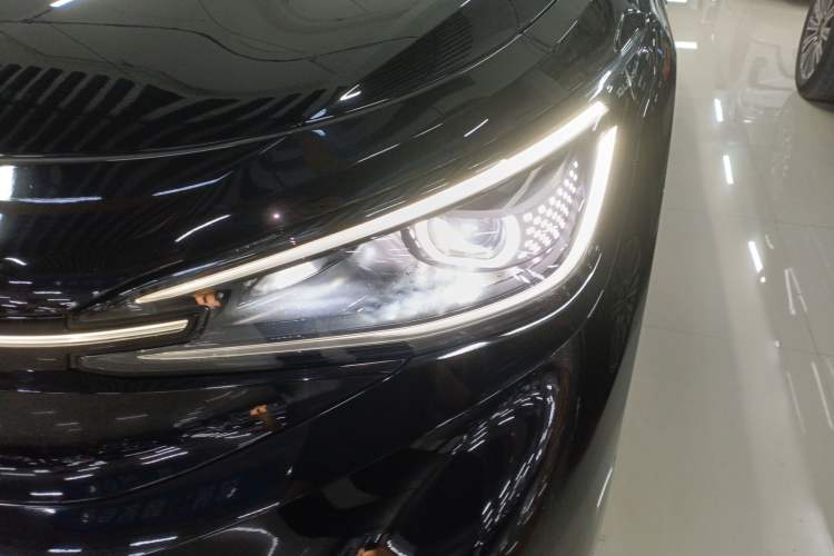 Used Volkswagen ID.4 X 2023 Ultra-Intelligent Long-Range Version Left Front Headlight