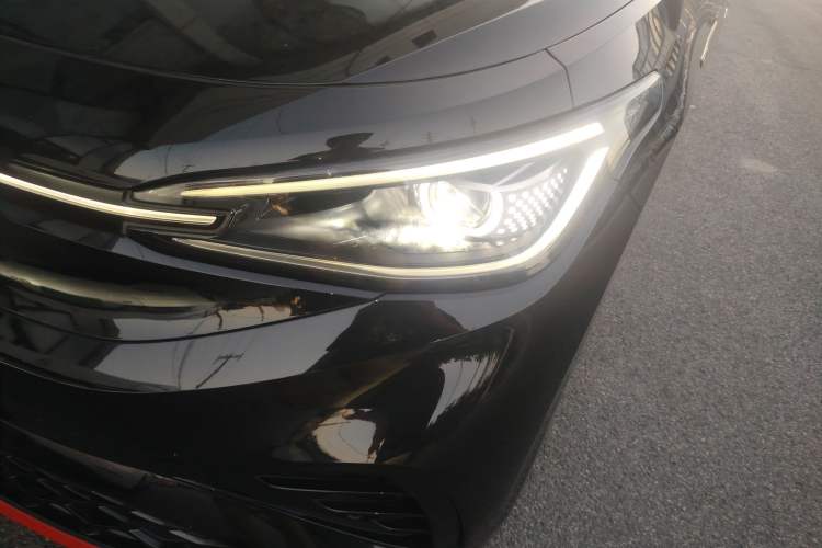 Used Volkswagen ID.4 X 2023 Ultra-Intelligent Long-Range Version Left Front Headlight