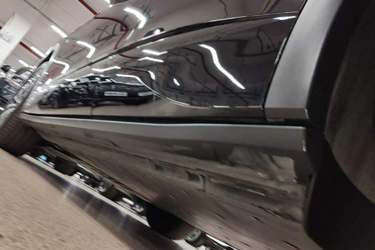 Used Volkswagen ID.4 X 2023 Upgraded Model Ultra-Long Range Version Left Side Sill