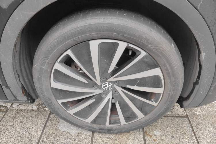 Used Volkswagen ID.4 X 2023 Upgraded Model Ultra-Long Range Version Right Front Wheel Hub