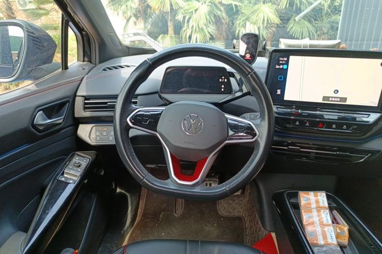 Used Volkswagen ID.4 X 2023 Ultra-Intelligent Long-Range Version Steering Wheel