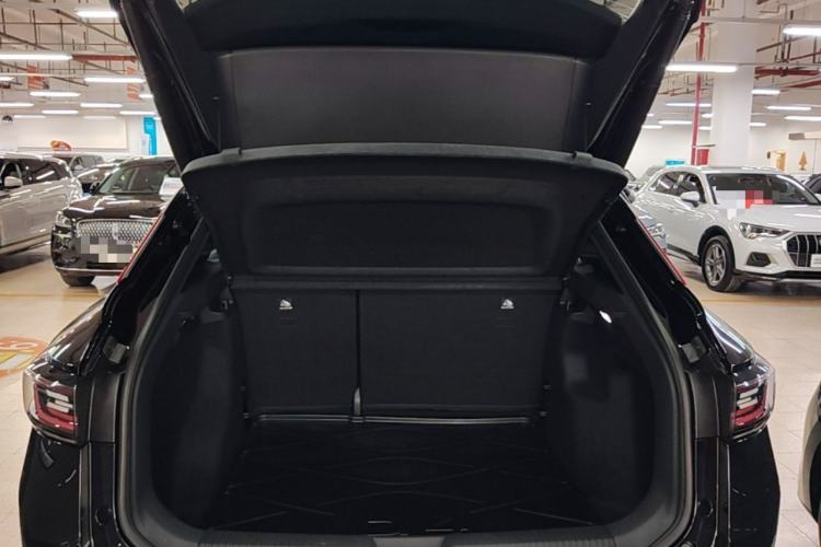 Used Volkswagen ID.4 X 2023 Upgraded Model Ultra-Long Range Version Trunk