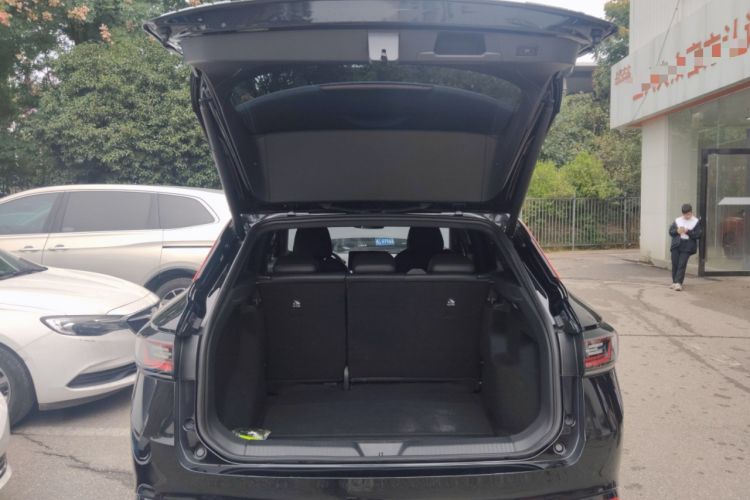 Used Volkswagen ID.4 X 2023 Ultra-Intelligent Long-Range Version Trunk