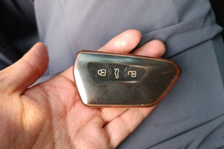 Used Volkswagen ID.4 X 2023 Ultra-Intelligent Long-Range Version Vehicle Key