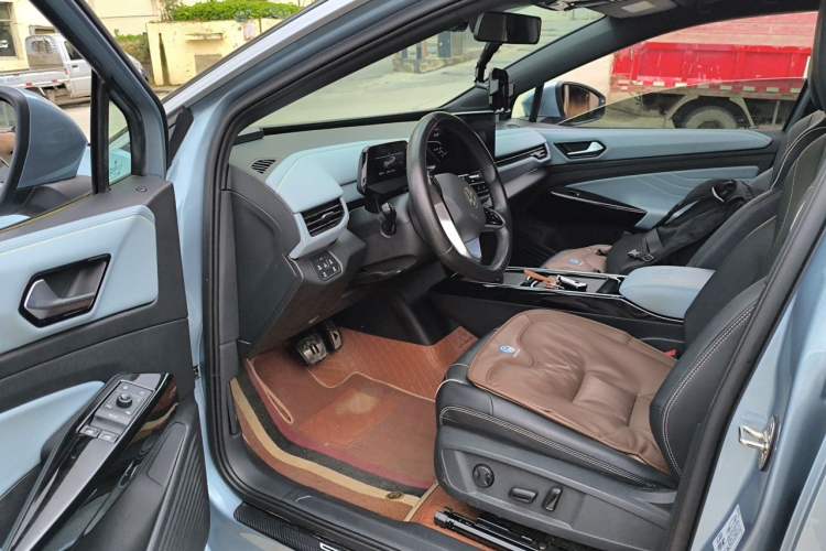 Used Volkswagen ID.4 X 2023 Pure Smart Edition Driver Seat