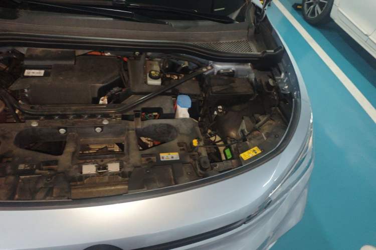Used Volkswagen ID.4 X 2023 Ultra-Intelligent Long-Range Version Engine Bay Left