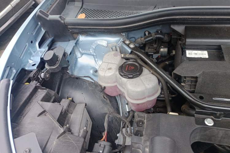 Used Volkswagen ID.4 X 2023 Pure Long-Range Version Engine Bay Right